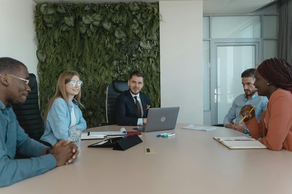 Discover the leading digital marketing innovations for uk enterprises in 2024